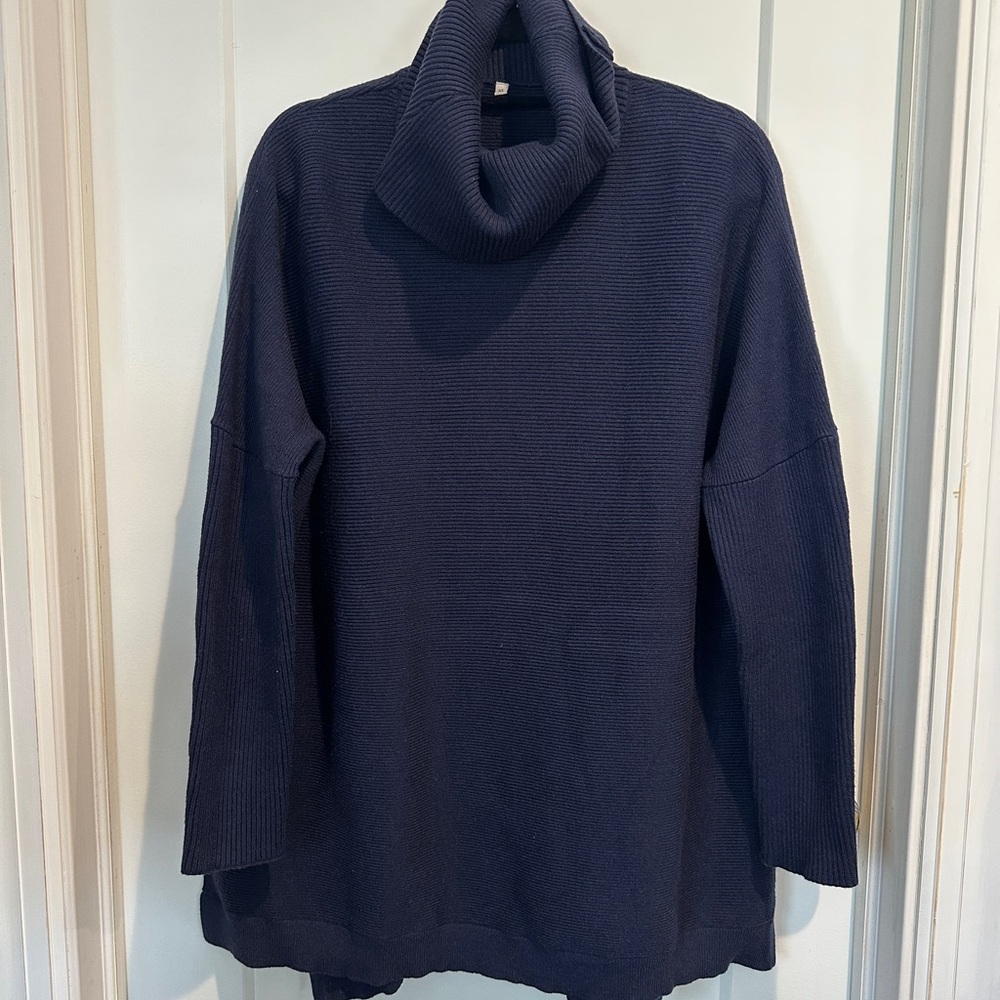 Navy Blue Women's Sweater